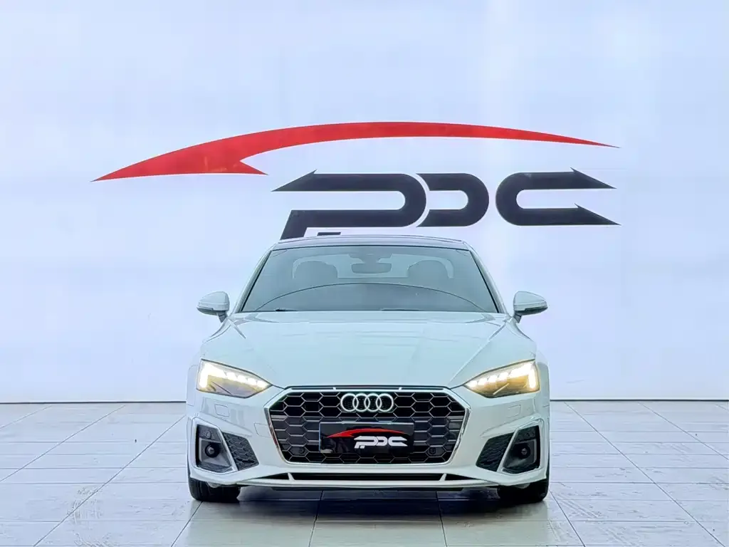 Audi A5 (Import) — фото 2