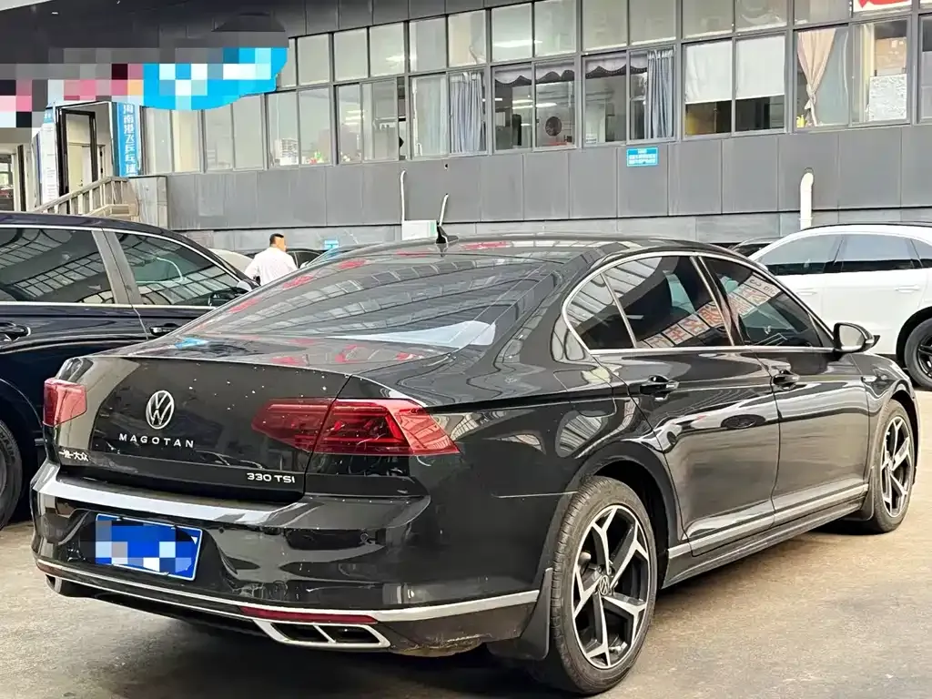 Volkswagen Magotan 2023 из CN, фото 3