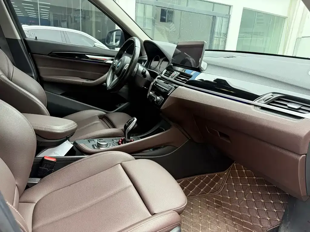 BMW X1 2022 из CN, фото 5