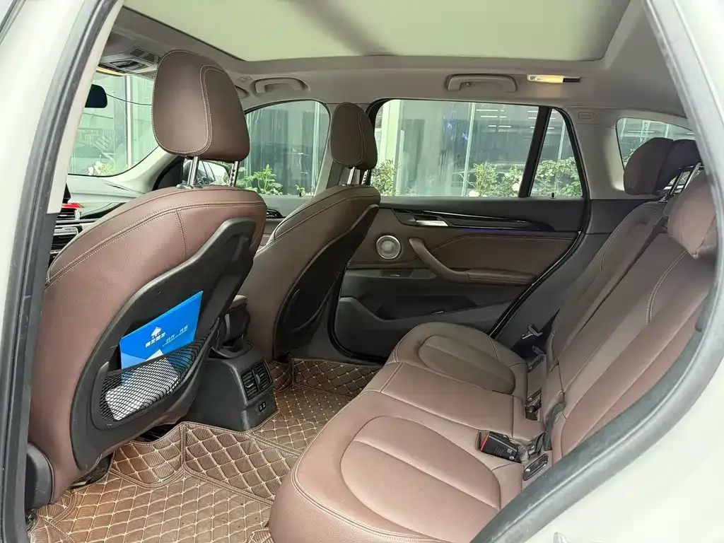 BMW X1 2022 из CN, фото 2