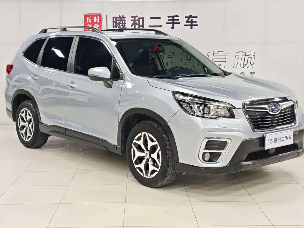 Subaru Forester — фото 7