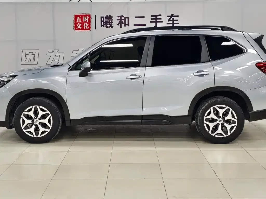 Subaru Forester — фото 9
