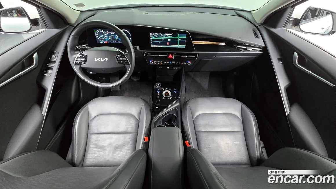 Kia Niro — фото 10