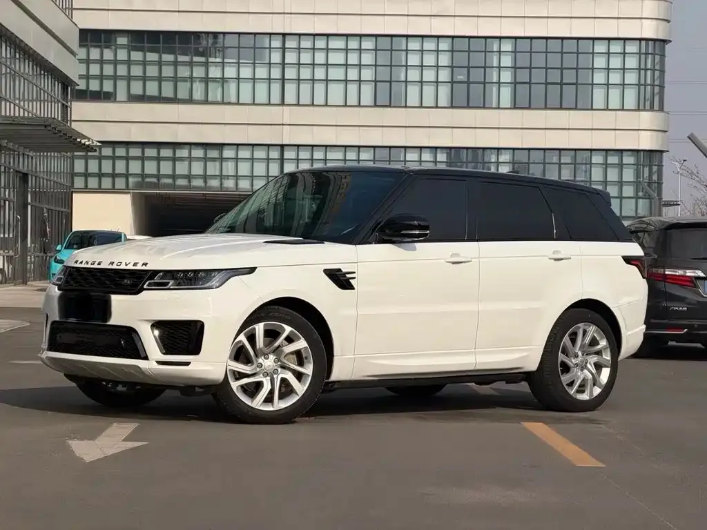 Land Rover Sport — фото 1