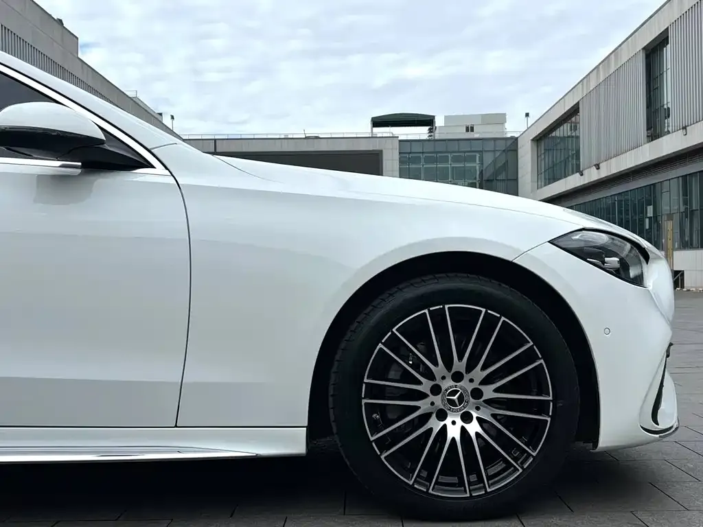 Mercedes-Benz C-Class — фото 4