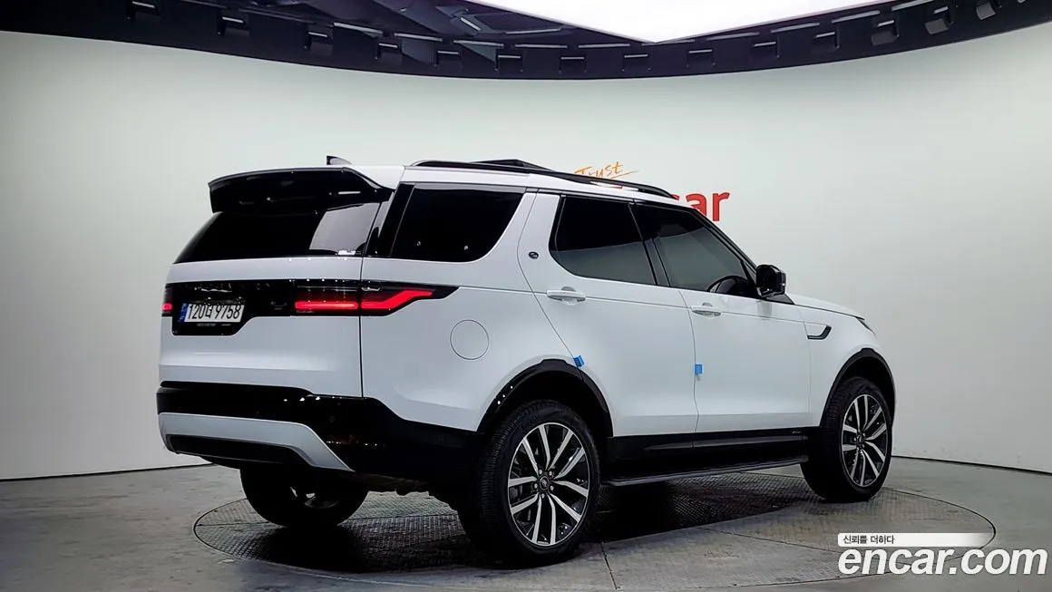 Land Rover Discovery 2022 из KR, фото 4