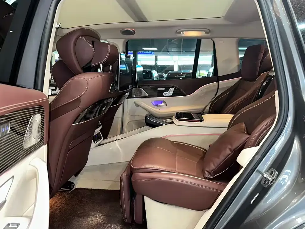 Mercedes-Benz GLS 2024 из CN, фото 4