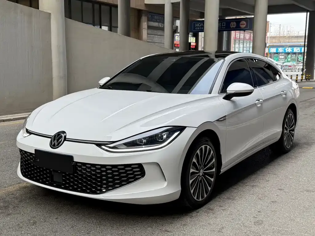 Volkswagen Lamando 2023 из CN, фото 1