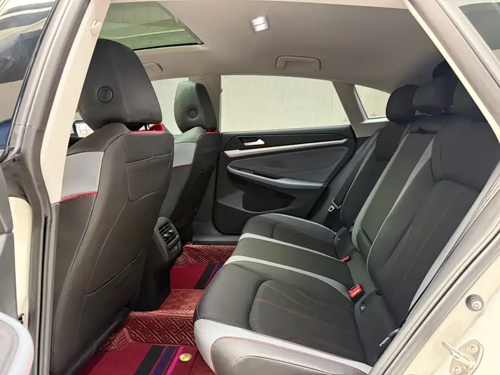 Volkswagen Lamando 2023 из CN, фото 6