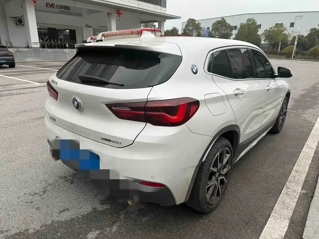 BMW X2 2022 из CN, фото 3