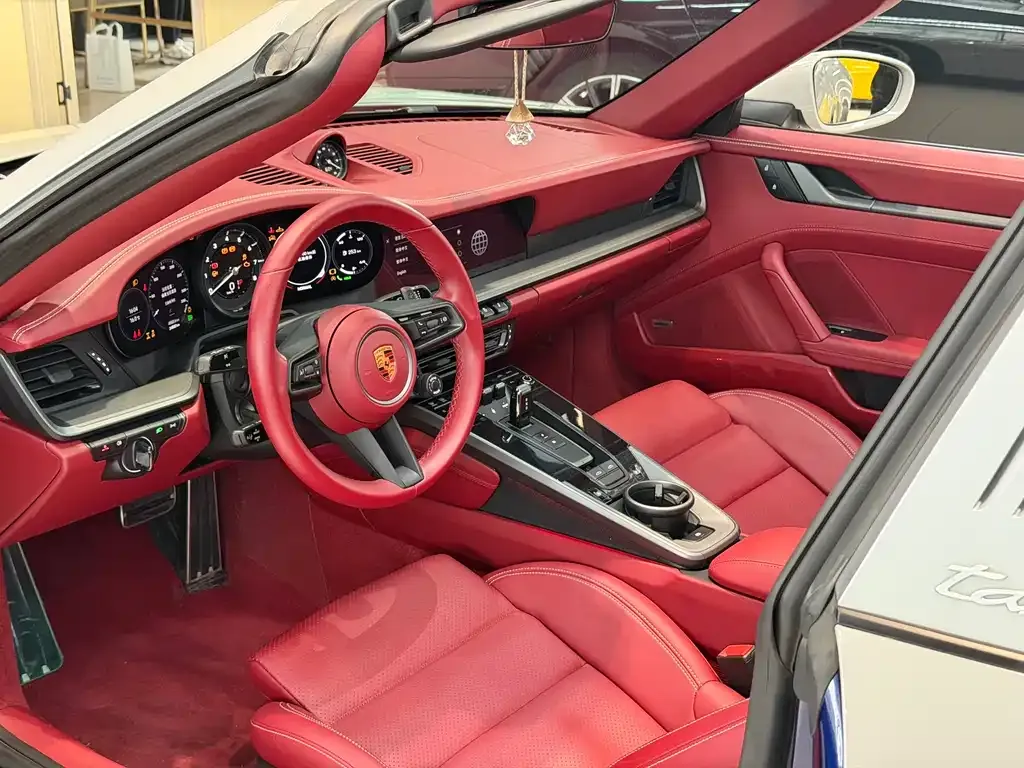 Porsche 911 2022 из CN, фото 5