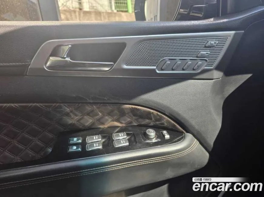 KG Mobility (Ssangyong) Rexton — фото 10
