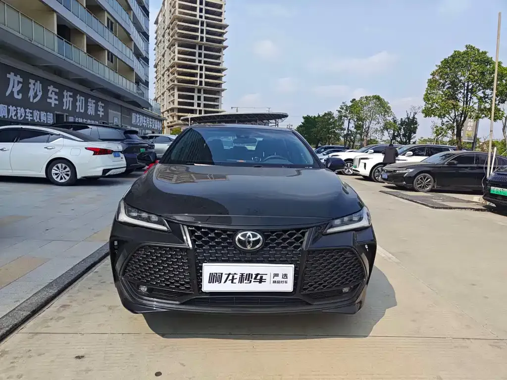 Toyota Avalon 2022 из CN, фото 3