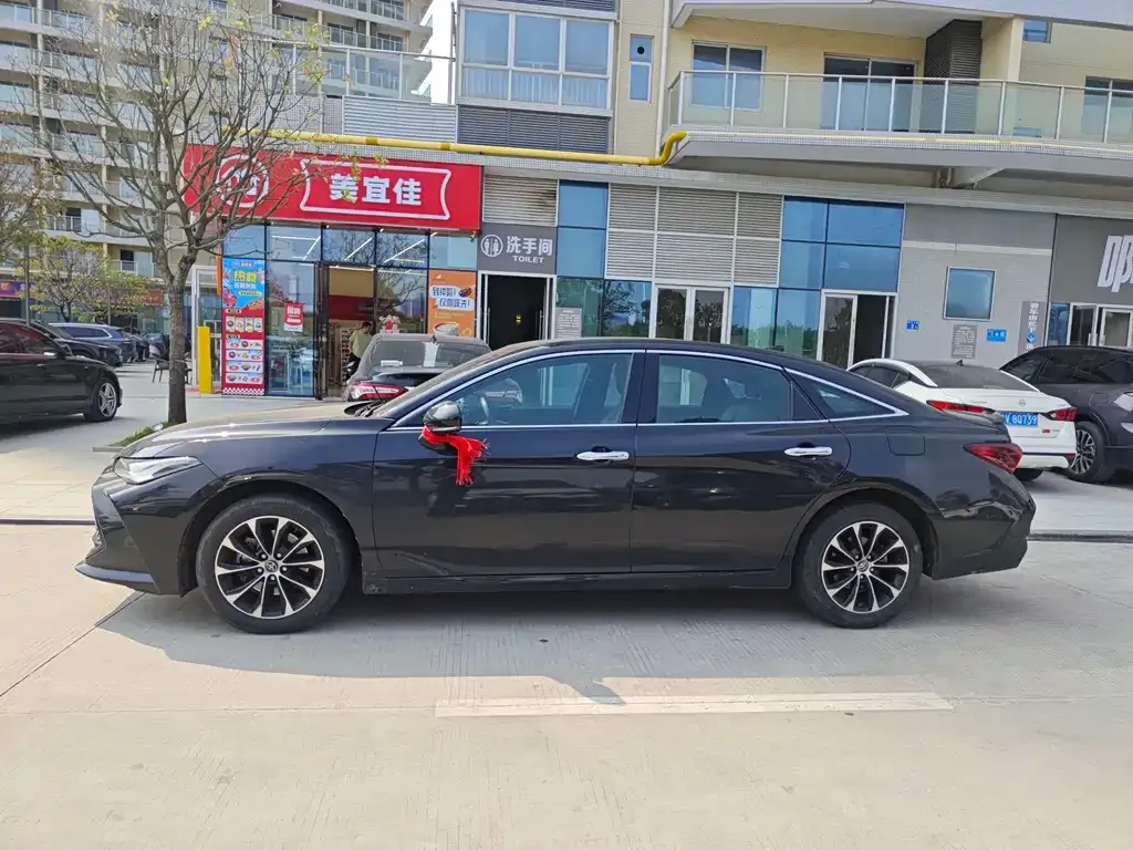 Toyota Avalon 2022 из CN, фото 9