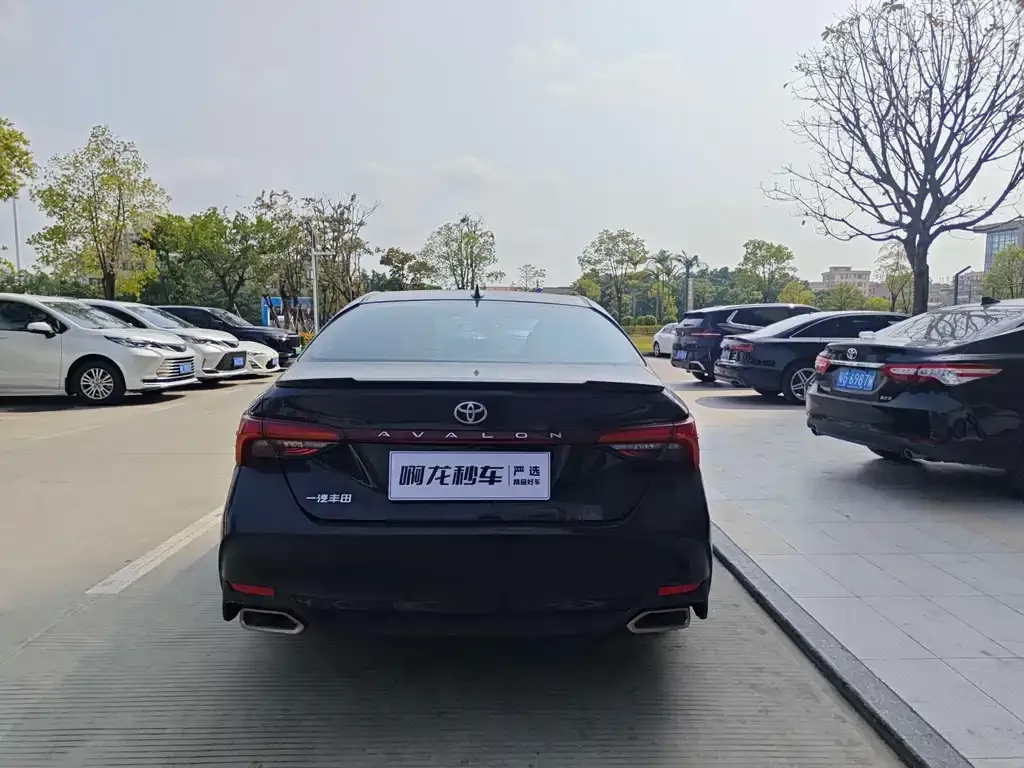 Toyota Avalon 2022 из CN, фото 7