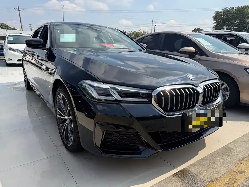 BMW 5 Series — фото 2