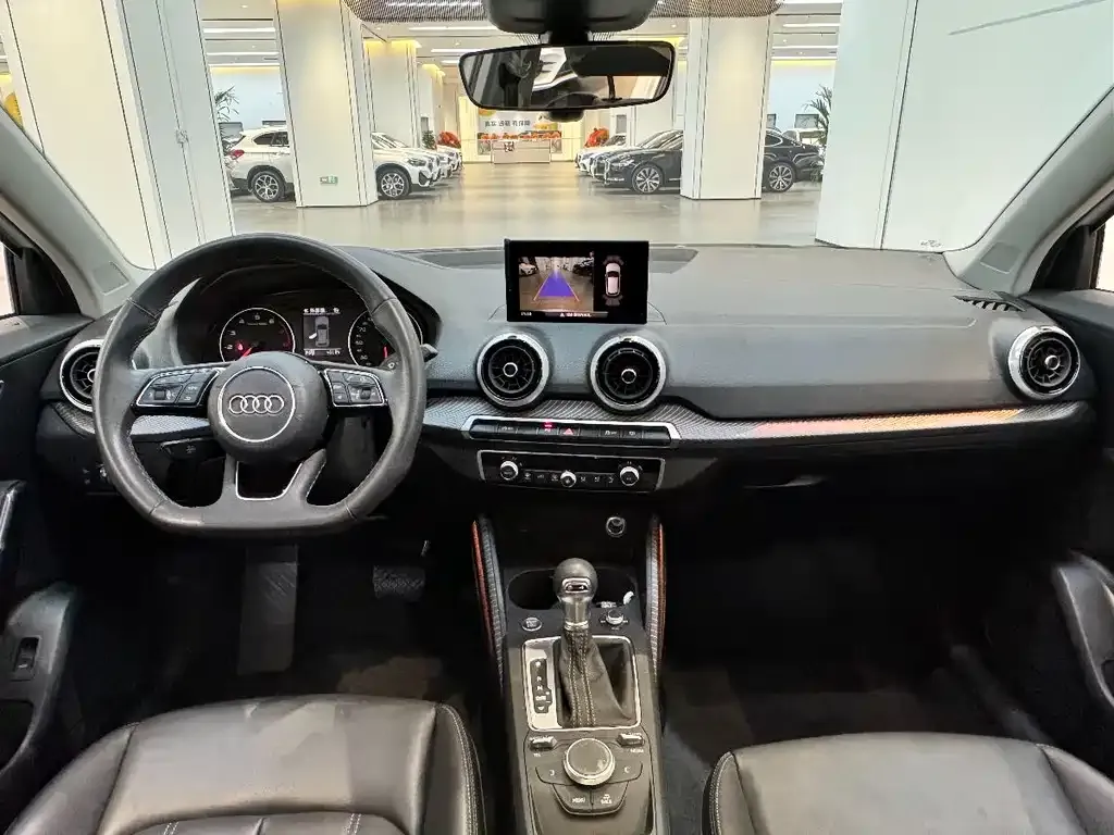 Audi Q2L 2024 из CN, фото 9