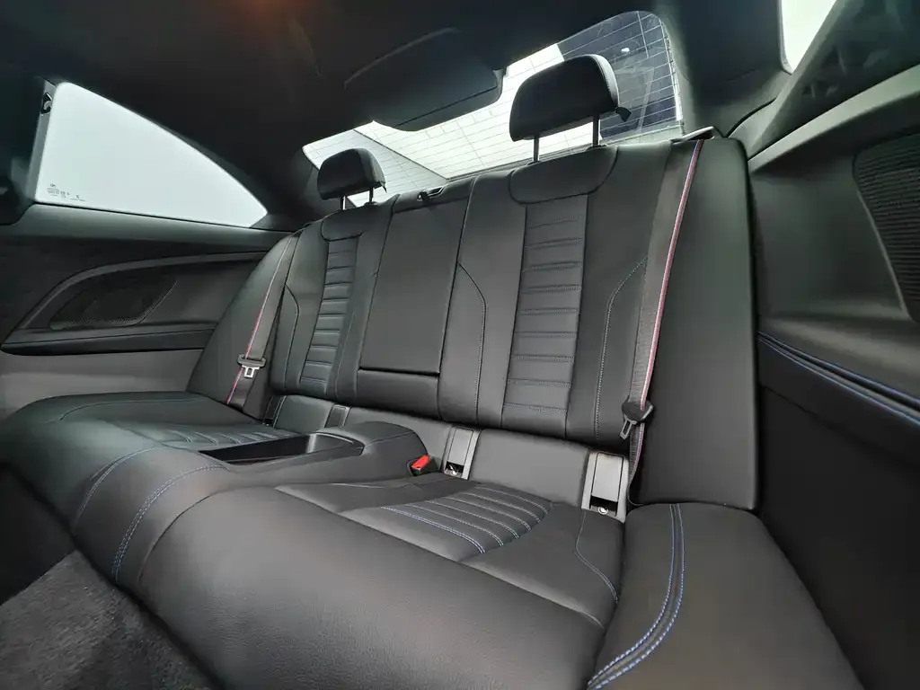 BMW M240i 2024 из CN, фото 4