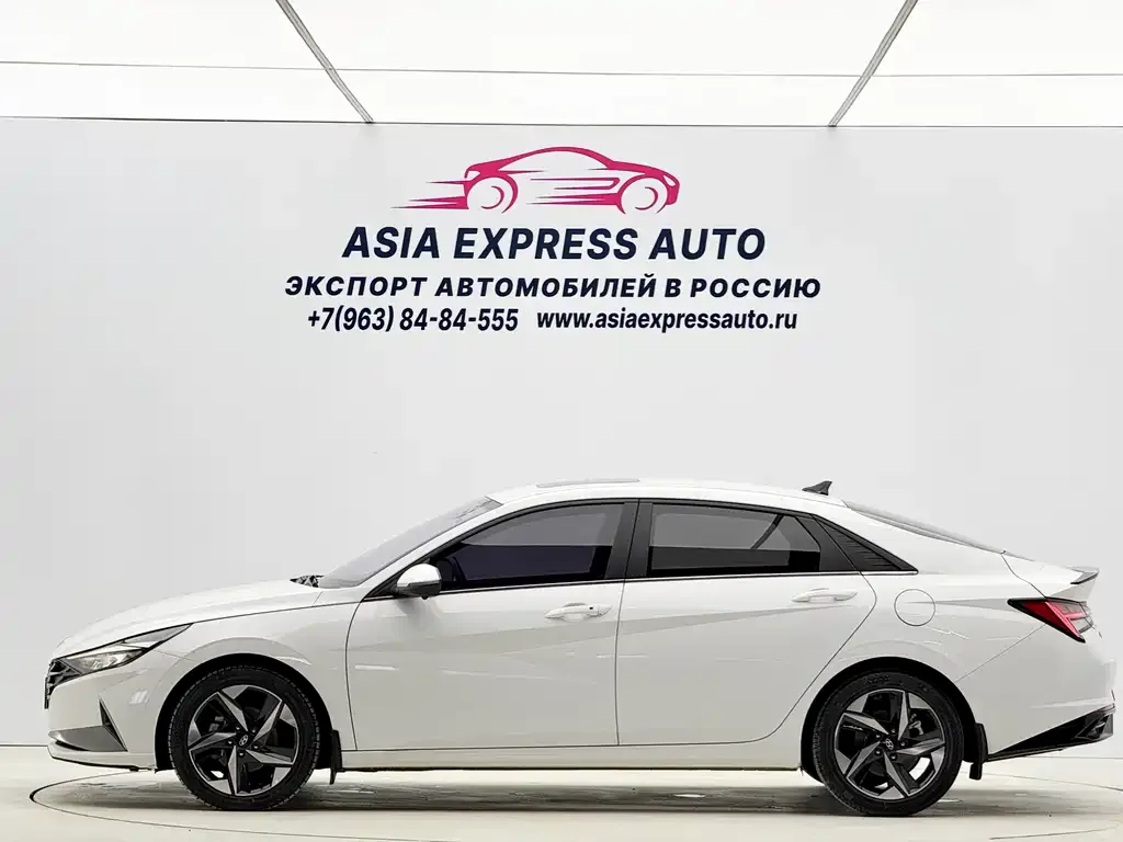 Hyundai Elantra — фото 5