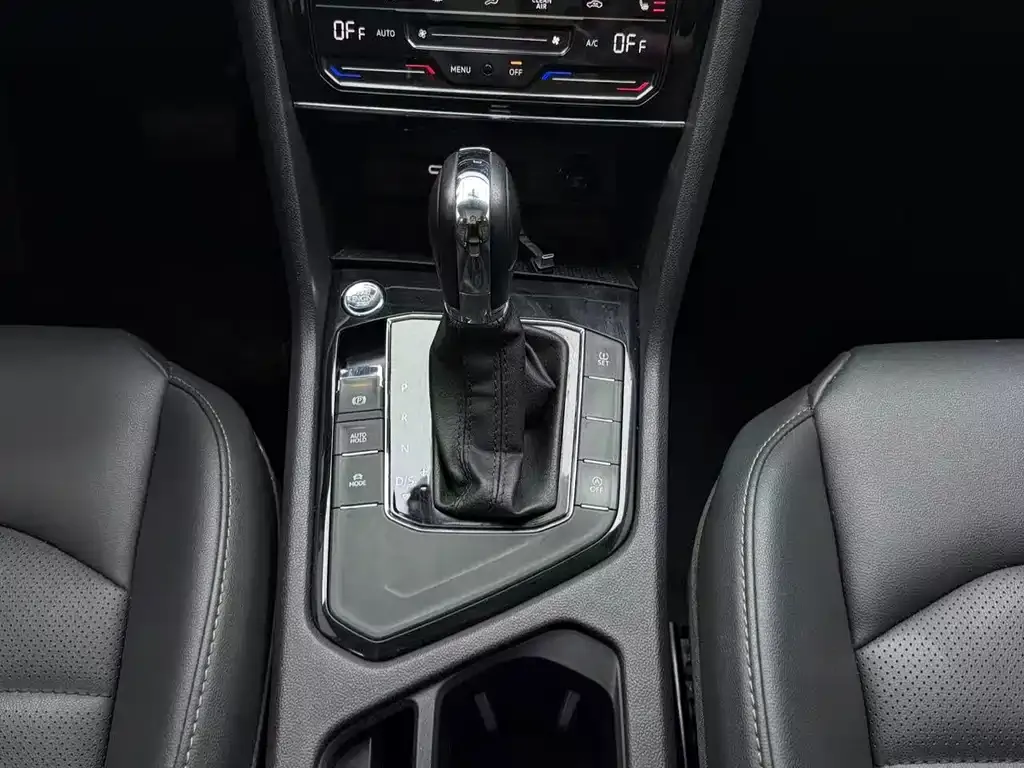Volkswagen Tharu 2021 из CN, фото 4