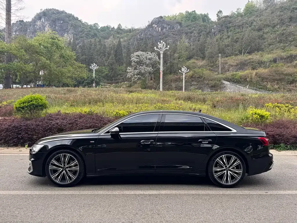 Audi A6L — фото 9