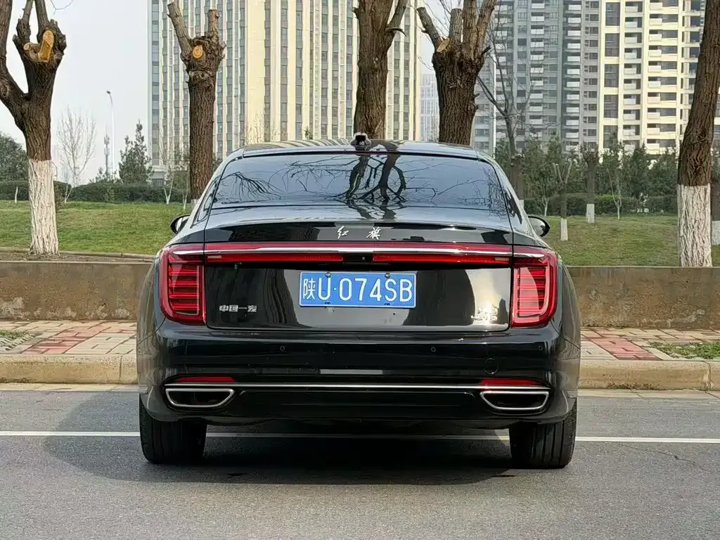 Hongqi H9 — фото 8