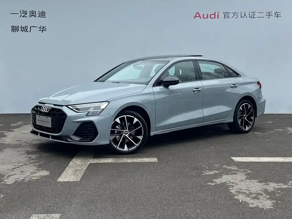 Audi A3 — фото 1