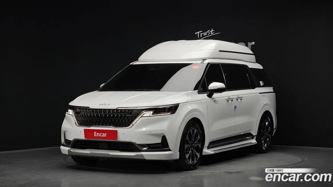 Kia Carnival — фото 1