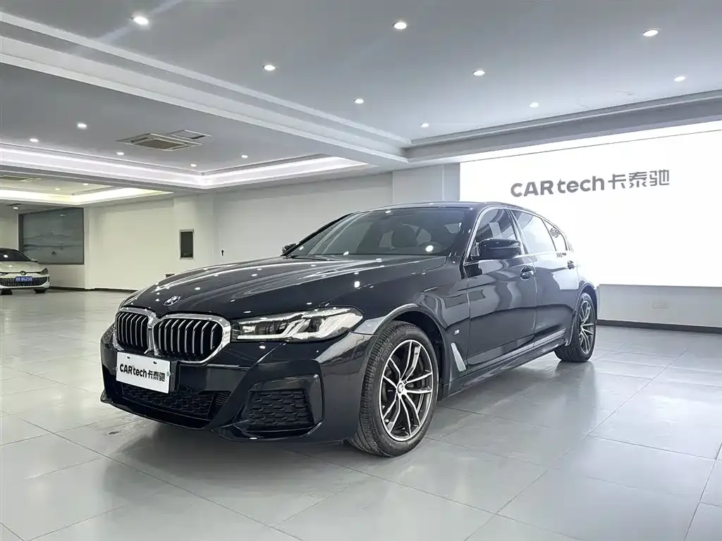 BMW 5 Series — фото 1