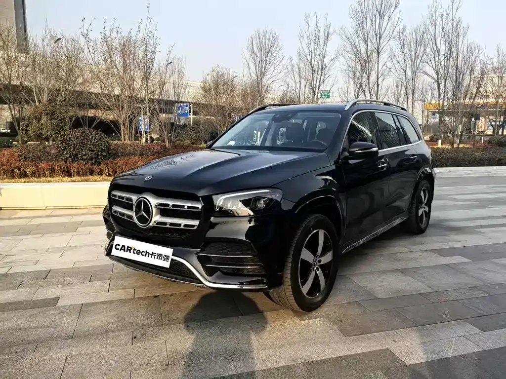 Mercedes-Benz GLS — фото 1