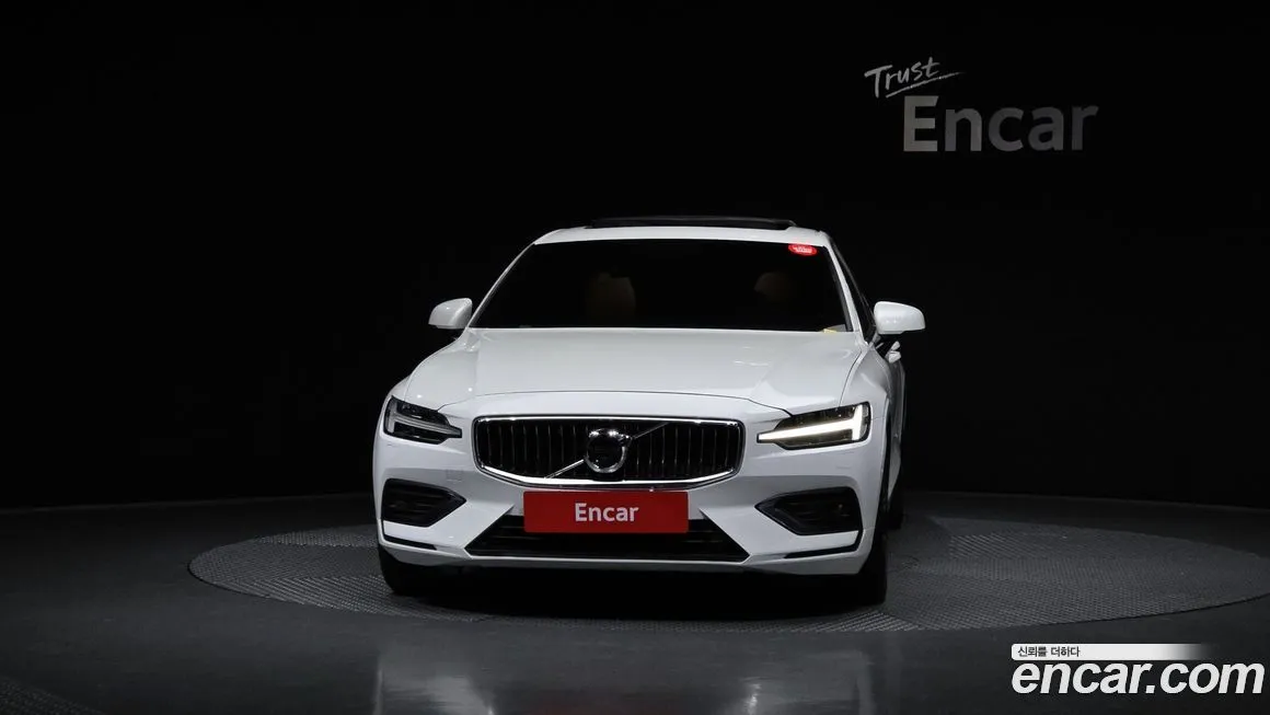 Volvo S60 2021 из KR, фото 2