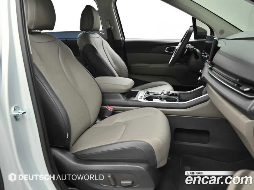 Kia Carnival — фото 10