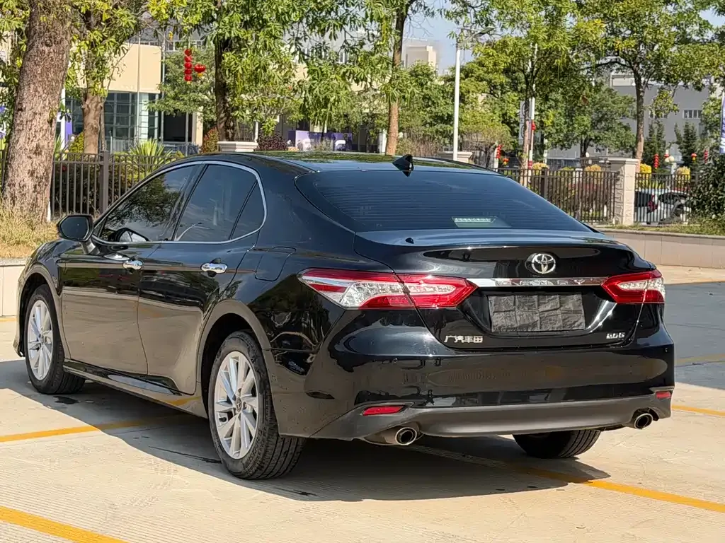 Toyota Camry 2021 из CN, фото 7