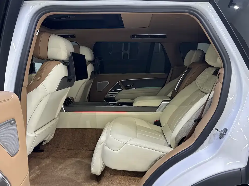 Land Rover Range Rover 2024 из CN, фото 3