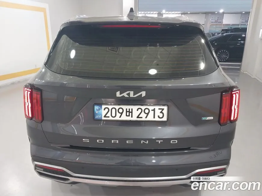 Kia Sorento — фото 5