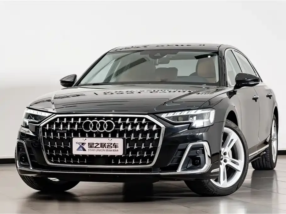Audi A8 — фото 10