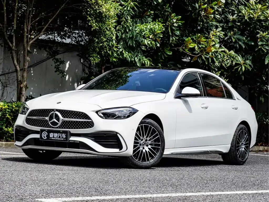 Mercedes-Benz C-Class — фото 1