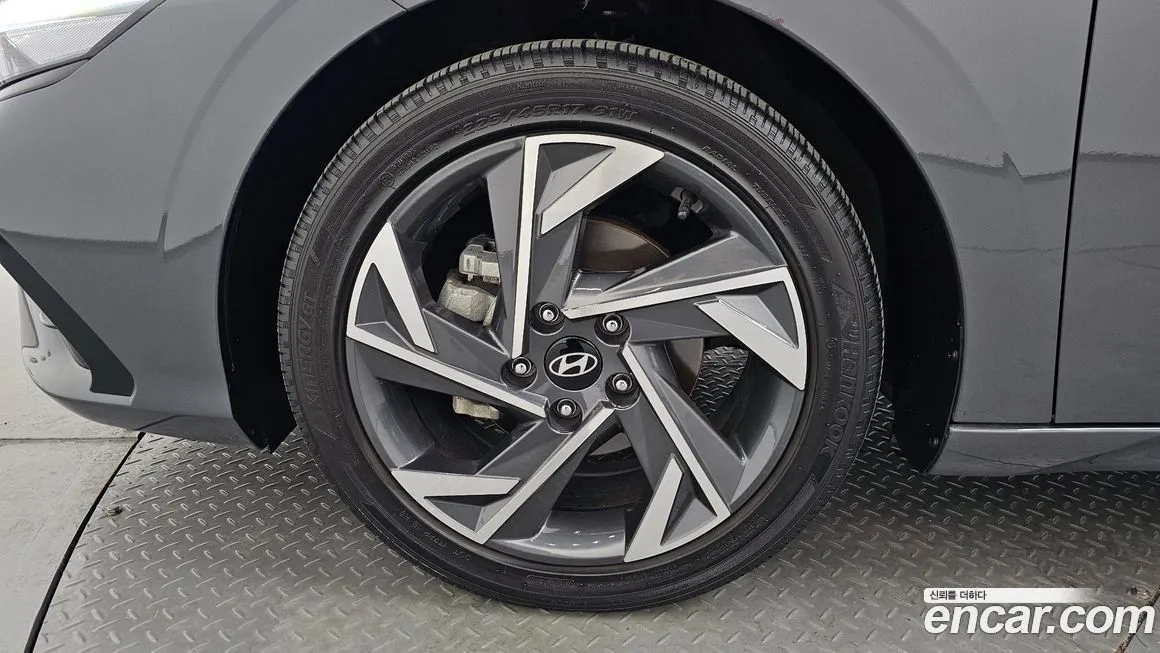 Hyundai AVANTE — фото 6