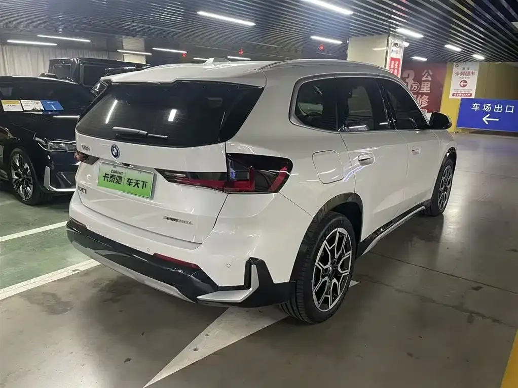 BMW iX1 2025 из CN, фото 7