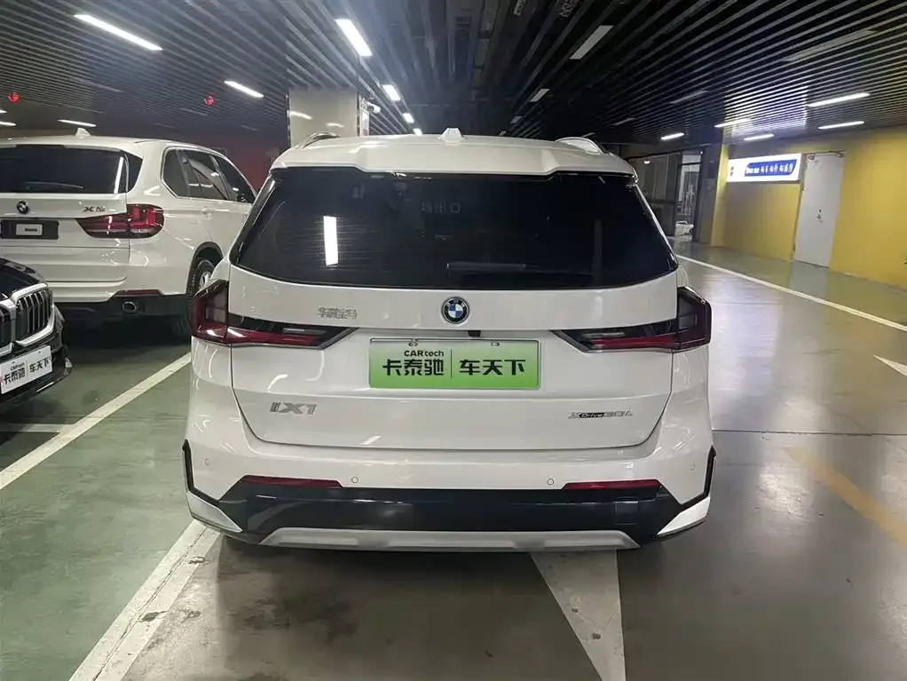 BMW iX1 2025 из CN, фото 6