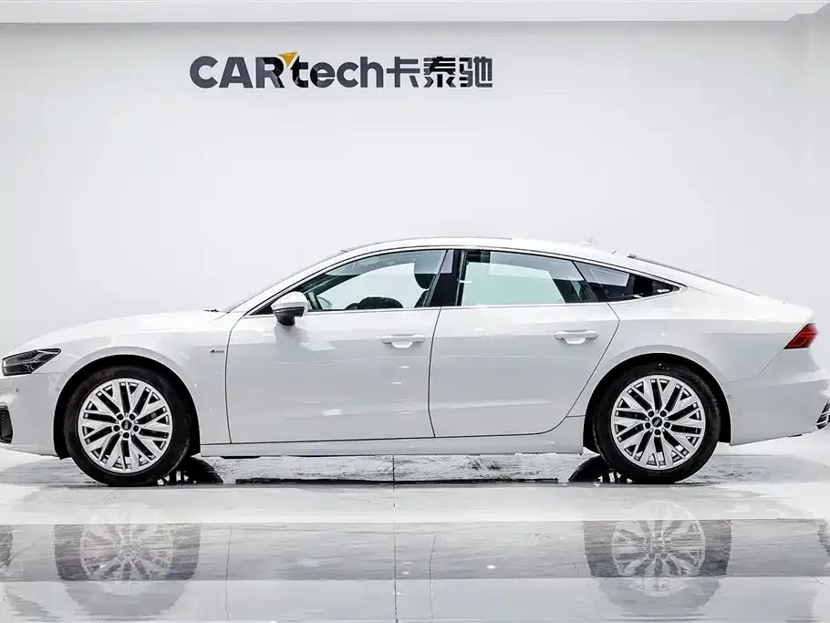 Audi A7 2021 из CN, фото 2
