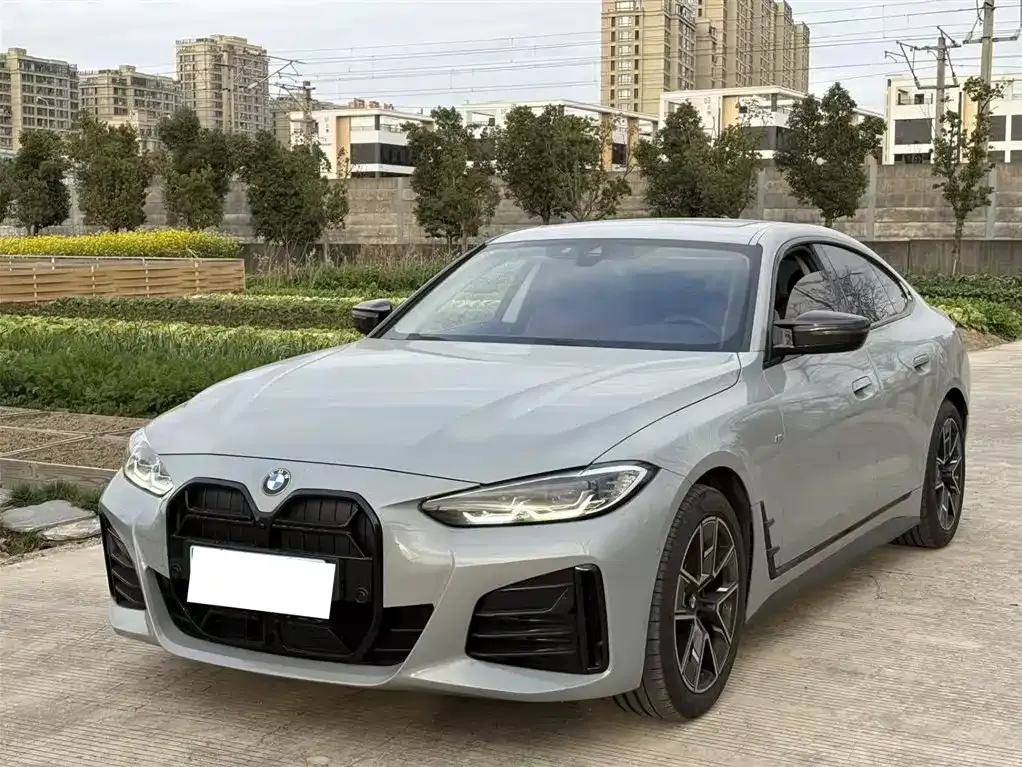 BMW 4 Series 2023 из CN, фото 1