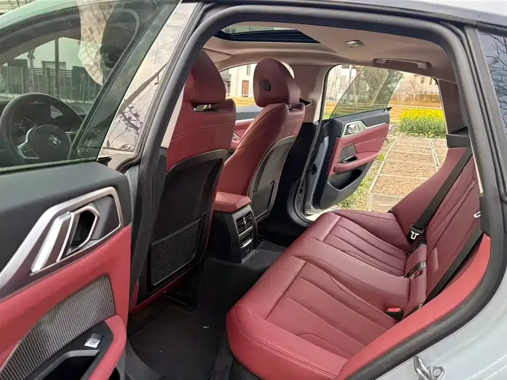 BMW 4 Series 2023 из CN, фото 9