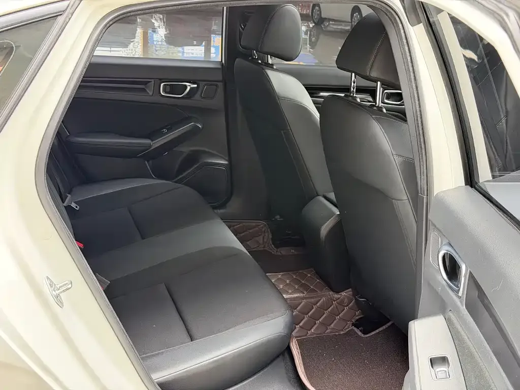 Honda Civic — фото 7