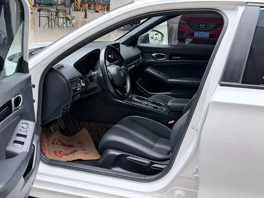 Honda Civic — фото 8