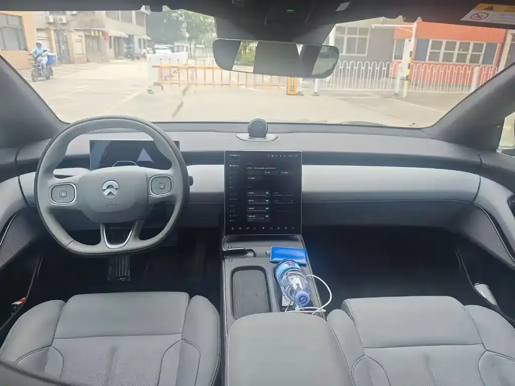 NIO ET5T 2024 из CN, фото 2