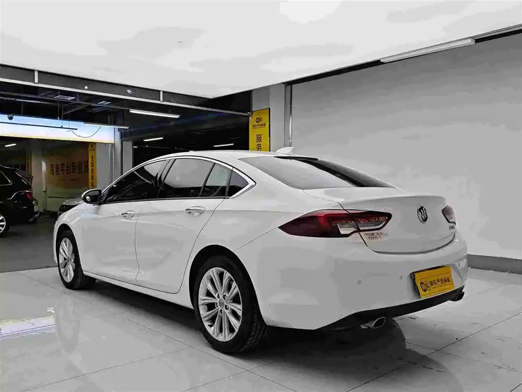 Buick Regal — фото 4