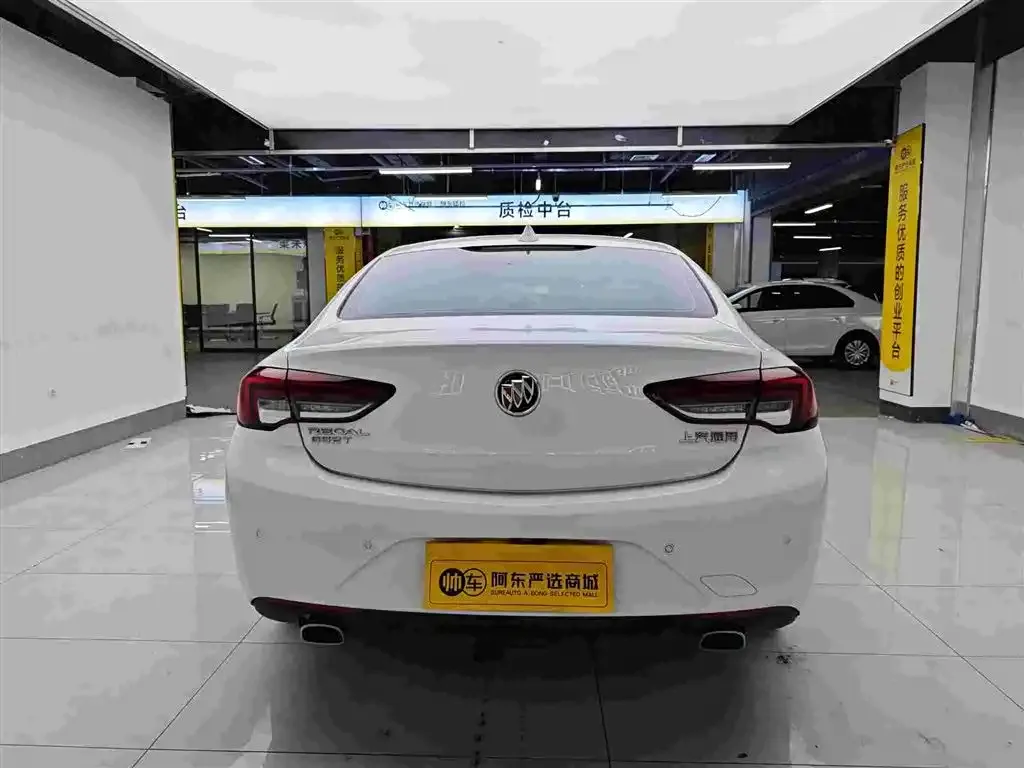 Buick Regal — фото 10