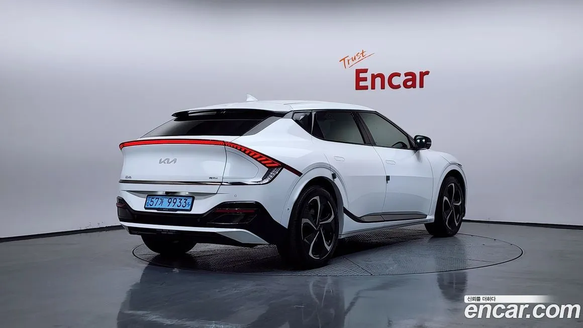 Kia EV6 — фото 4