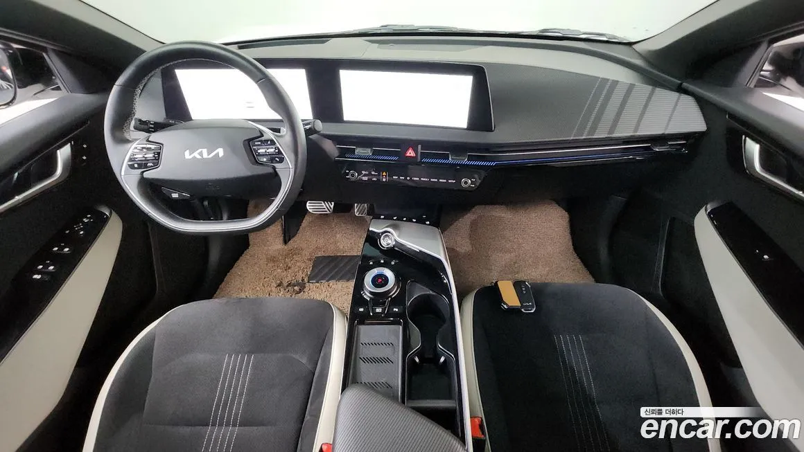 Kia EV6 — фото 9